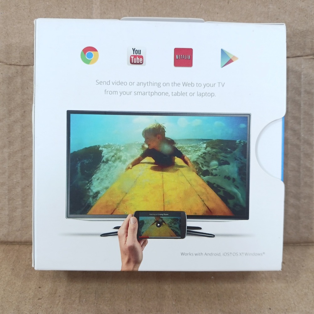 Google Chromecast 1st Generation H2G2-42 Digital Media Streamer Black HDMI Stick - Picture 2 of 6
